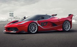 Sebastian Vettel Ferrari FXX K'yı test etti